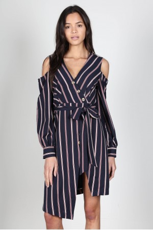 LJ90523 / Apparel Net Systems, Inc.<br/>Fake Fur Coat